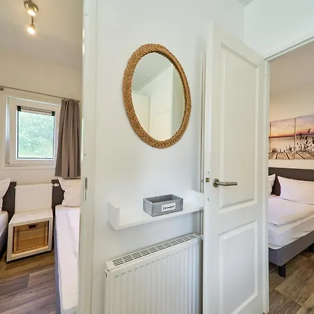 Seeparx Biene Ferienhaus *